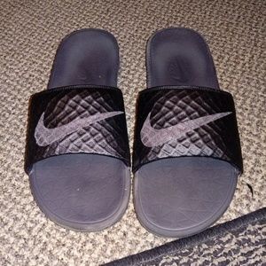 Nike slides